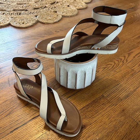 Franco Sarto sandals - Picture 2 of 7